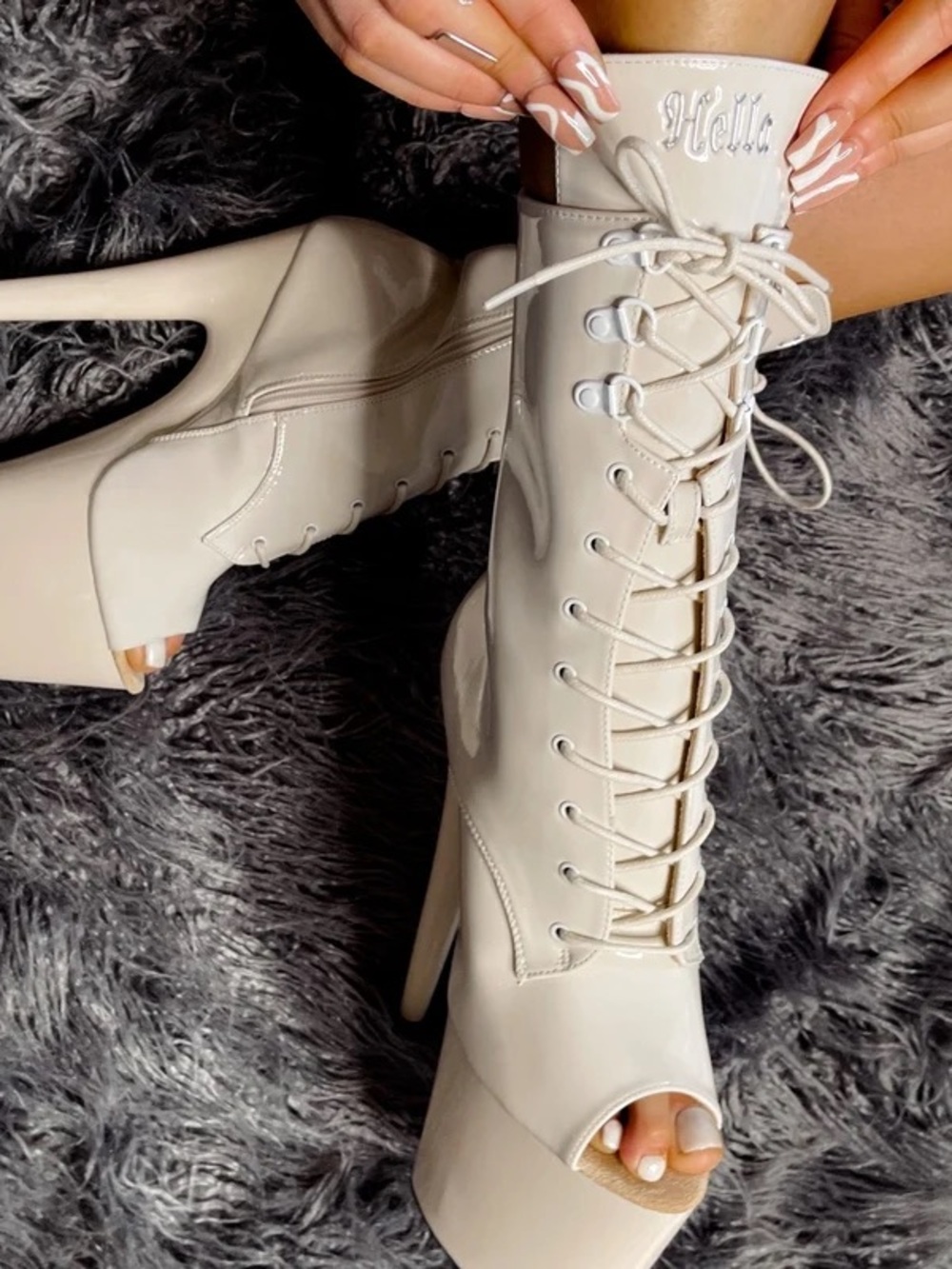 Hella Heels Lipstick Open Toe Ivory US6 8in